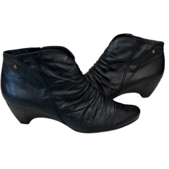 PIKOLINOS Black Ankle Boots - Picture 1 of 10